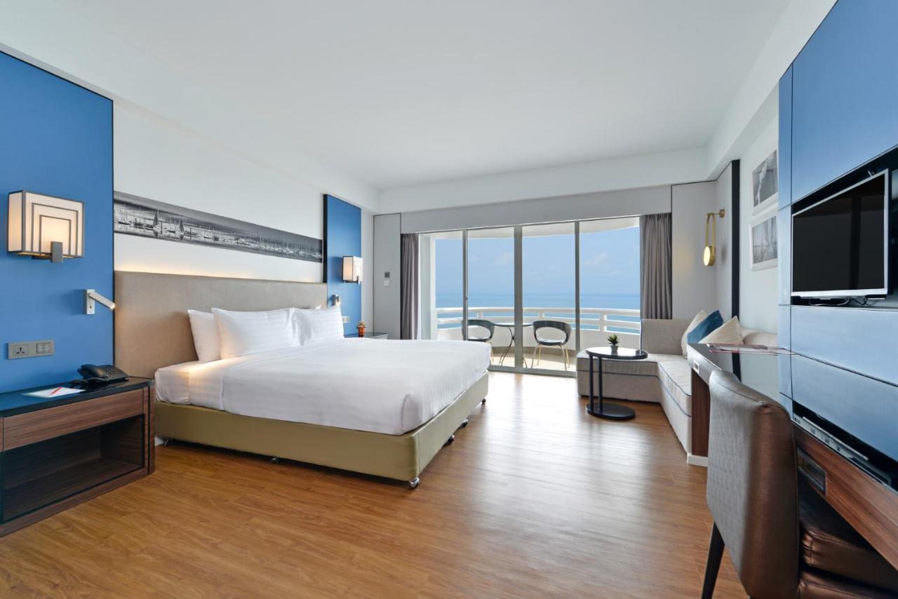 D Varee Jomtien Beach, Pattaya Екстериор снимка